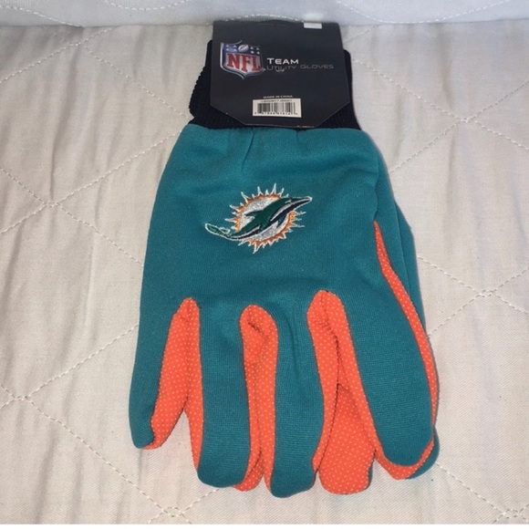 Mens NFL Miami Dolphins 🐬 Utility Gloves NWT - Picture 2 of 6